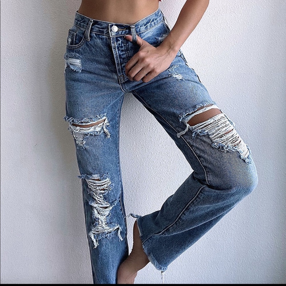 Straight Leg Jeans - Size 9